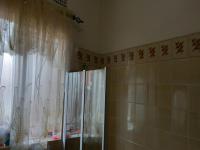 Bathroom 1 - 5 square meters of property in Beyers Park