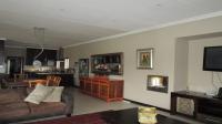 Lounges - 40 square meters of property in Emalahleni (Witbank) 