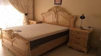 Main Bedroom - 19 square meters of property in Dunnottar