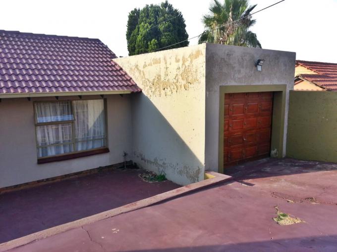 4 Bedroom House for Sale For Sale in Atteridgeville MR2980