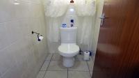 Bathroom 1 - 7 square meters of property in Ashburton