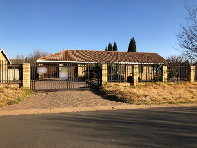 Standard Bank EasySell 3 Bedroom House for Sale in Delmas - MR298232
