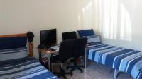 Bed Room 2 - 19 square meters of property in Uvongo