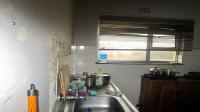 Kitchen - 11 square meters of property in Brackenham