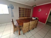Dining Room - 14 square meters of property in Norkem park