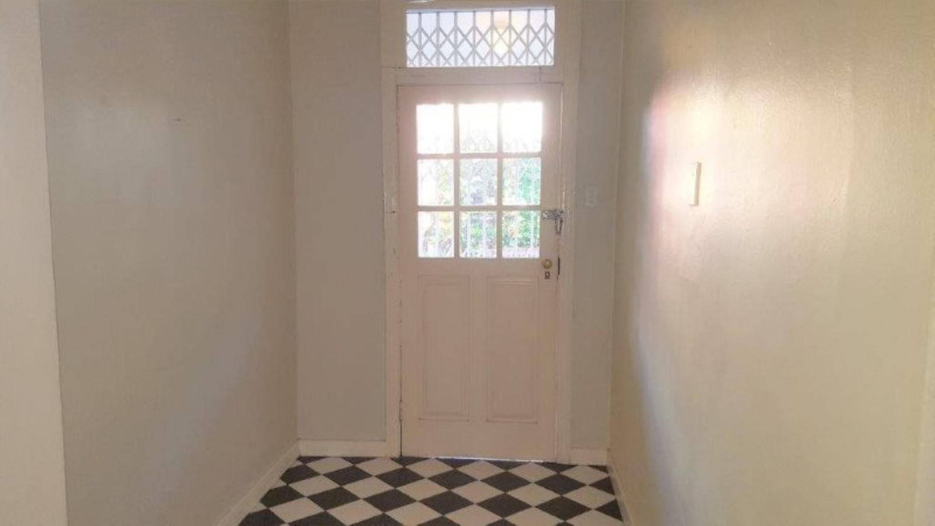 Spaces - 38 square meters of property in Musgrave