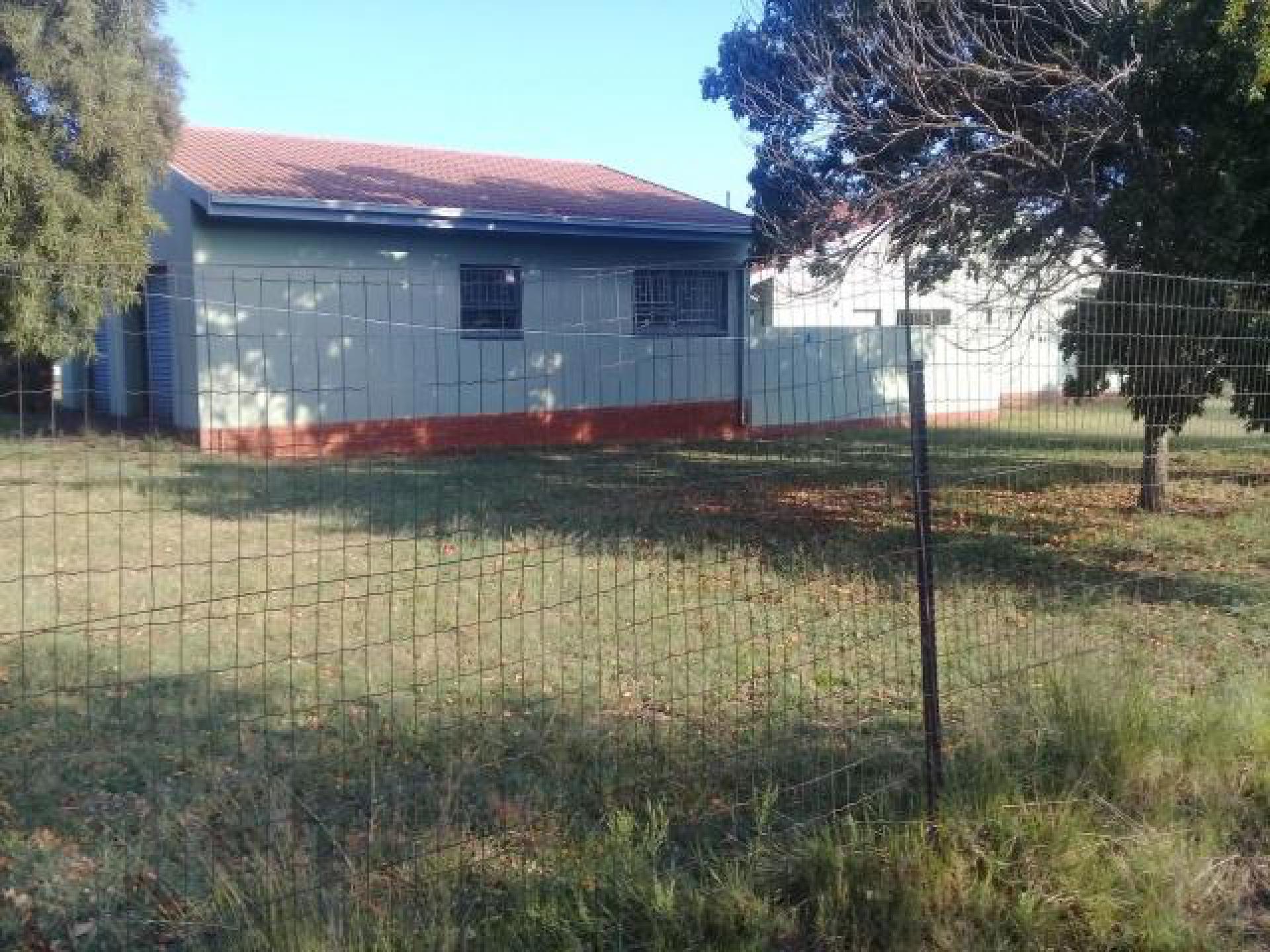 Front View of property in Hartebeesfontein