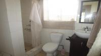 Bathroom 3+ - 5 square meters of property in Three Rivers