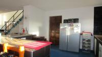 Kitchen - 23 square meters of property in Bluff