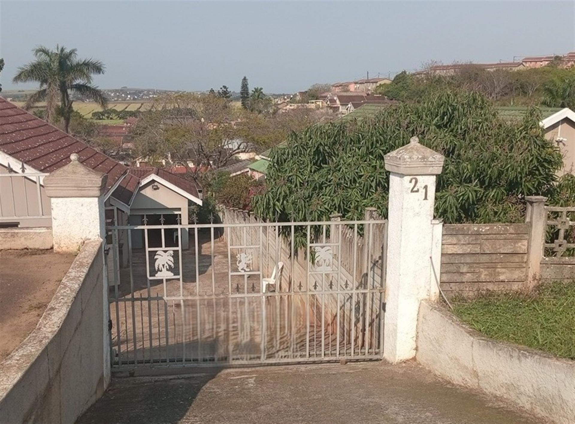 Front View of property in Tongaat