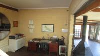 Lounges - 16 square meters of property in Vaal Oewer