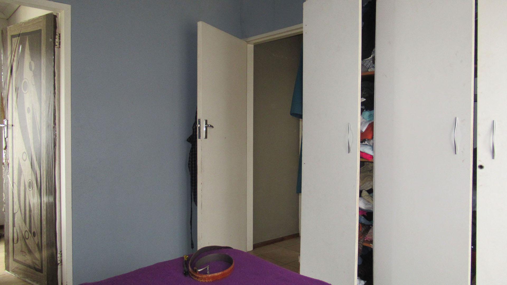 Main Bedroom - 12 square meters of property in Zandspruit