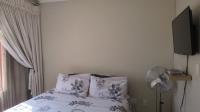 Main Bedroom - 12 square meters of property in Southdowns Estate