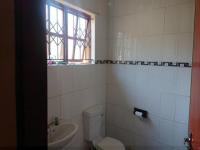 Bathroom 2 of property in Highridge