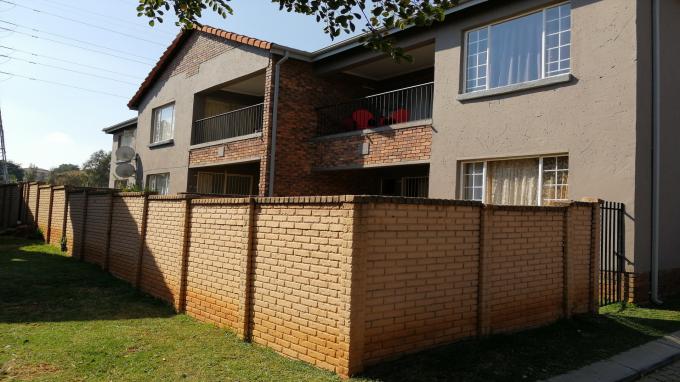 2 Bedroom Sectional Title for Sale For Sale in Pierre van Ryneveld - Private Sale - MR300383