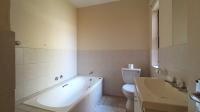 Bathroom 1 - 7 square meters of property in Vorna Valley