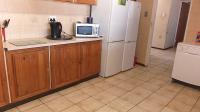 Kitchen - 28 square meters of property in Rensburg