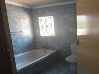 Bathroom 1 - 4 square meters of property in Mahube Valley