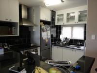 2 Bedroom 2 Bathroom Flat/Apartment to Rent for sale in Sherwood