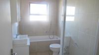 Bathroom 1 - 7 square meters of property in Lone Hill