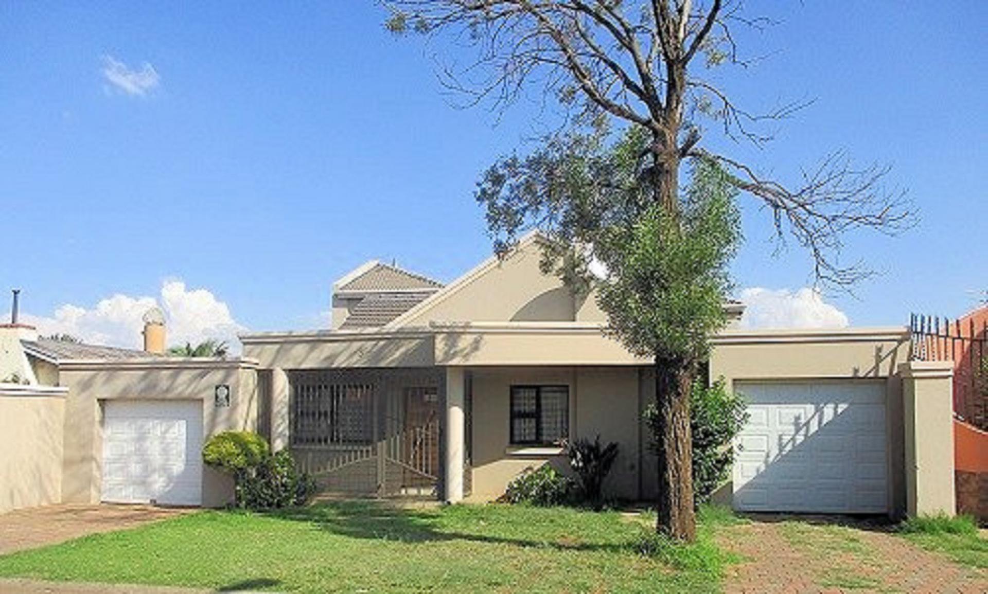 3 Bedroom House for Sale For Sale in Lenasia MR301706 MyRoof