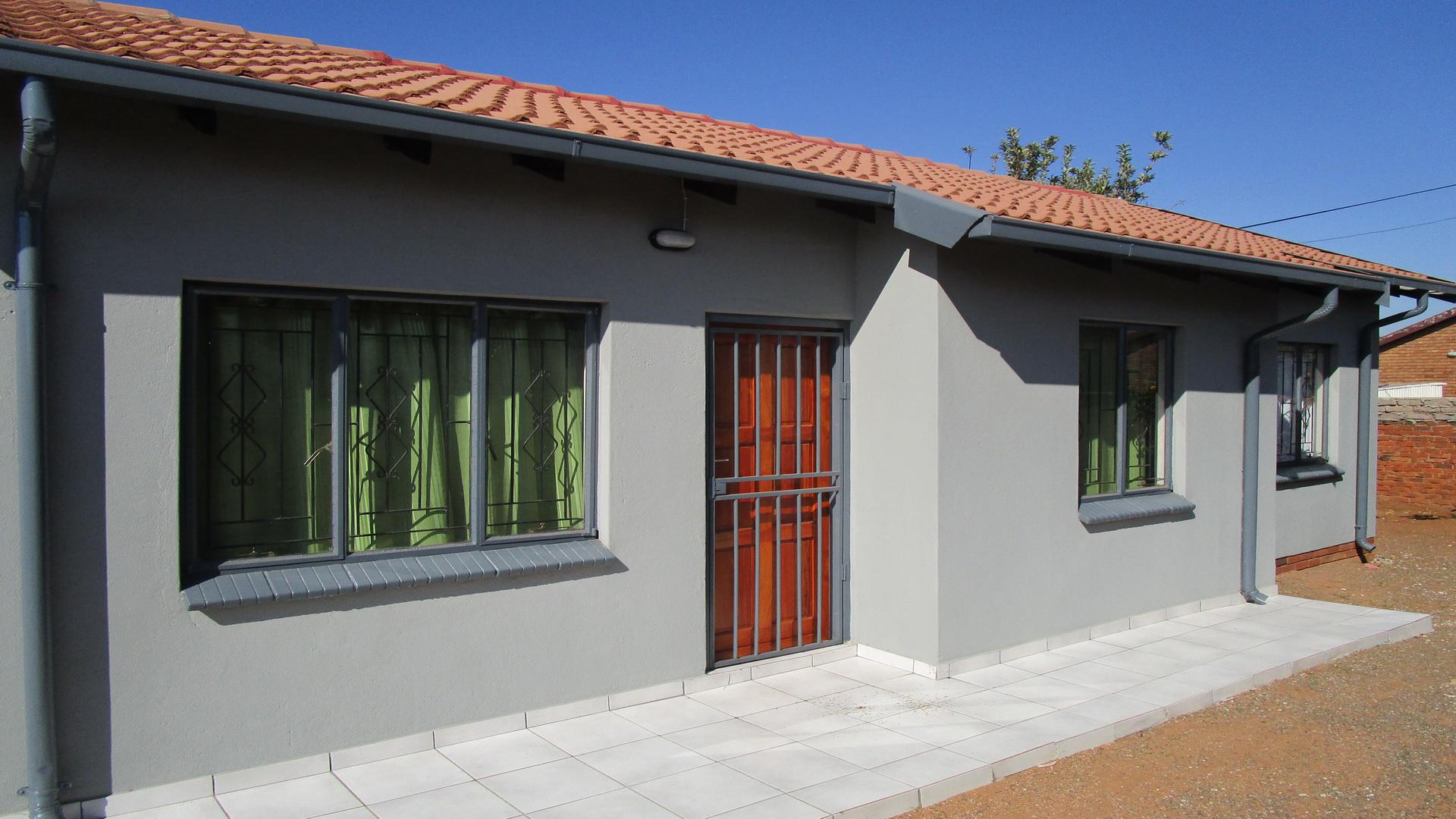 Front View of property in Soshanguve East