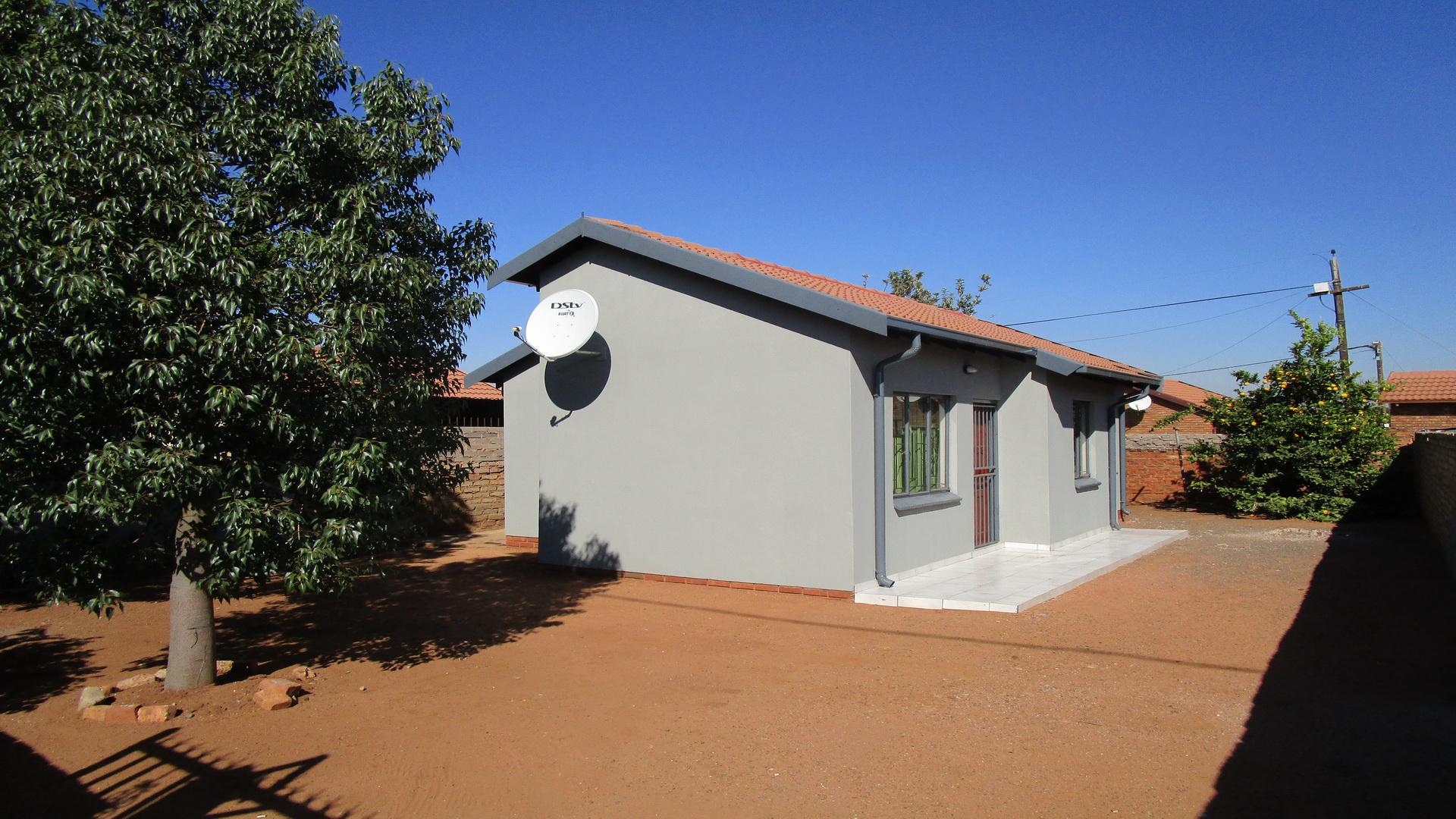 Front View of property in Soshanguve East