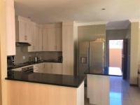 Kitchen - 14 square meters of property in Rua Vista