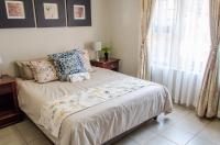 2 Bedroom 1 Bathroom Flat/Apartment to Rent for sale in Silver Lakes Golf Estate