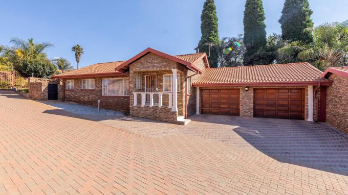 3 Bedroom House for Sale For Sale in Newlands - Private Sale - MR302662