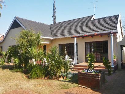 3 Bedroom House for Sale For Sale in Krugersdorp - Home Sell - MR30269