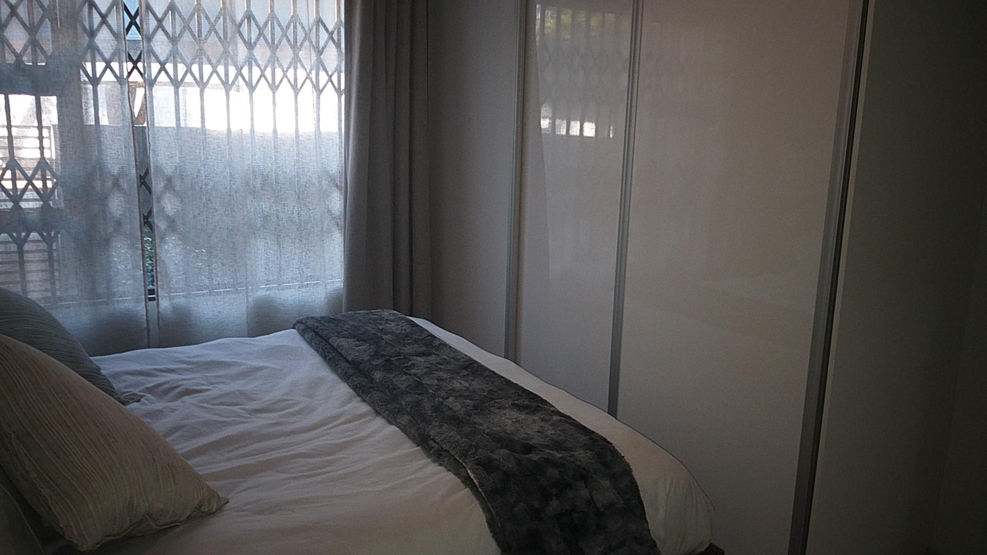 Main Bedroom - 13 square meters of property in North Riding A.H.