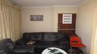 Lounges - 13 square meters of property in Lenasia South