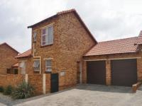 Front View of property in Honeydew Ridge