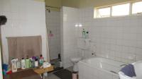 Bathroom 1 - 19 square meters of property in Grootvlei