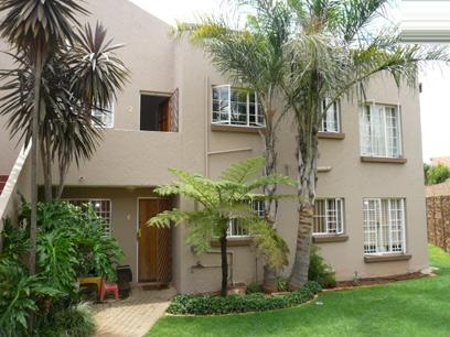 3 Bedroom Simplex for Sale For Sale in Garsfontein - Home Sell - MR30316