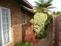 2 Bedroom 1 Bathroom Simplex for Sale for sale in Weavind Park