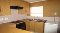 Kitchen - 10 square meters of property in Noordheuwel