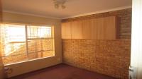 Bed Room 1 - 9 square meters of property in Noordheuwel