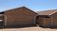 2 Bedroom 1 Bathroom Sec Title for Sale for sale in Noordheuwel