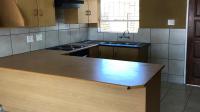 Kitchen - 10 square meters of property in Noordheuwel