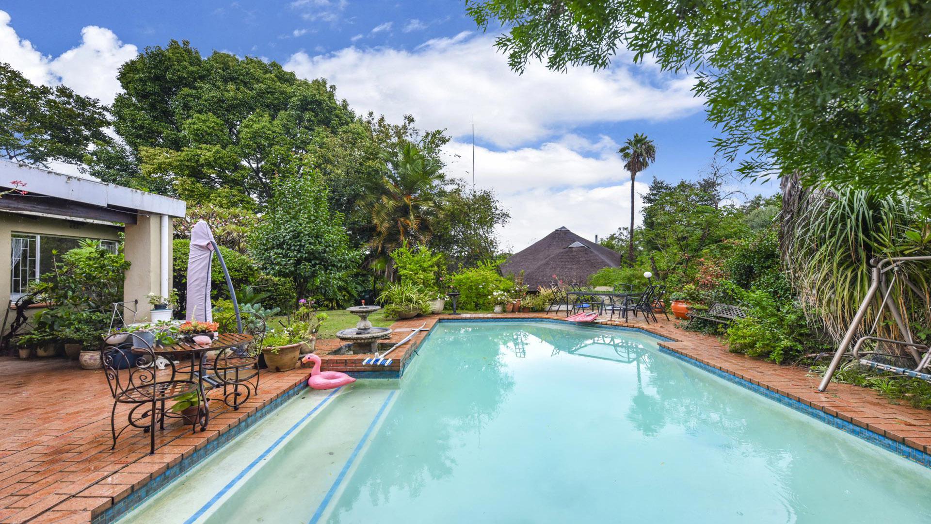 Swimming Pool of property in Witkoppen
