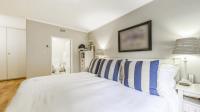 Main Bedroom - 18 square meters of property in Witkoppen