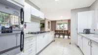 Kitchen - 11 square meters of property in Witkoppen