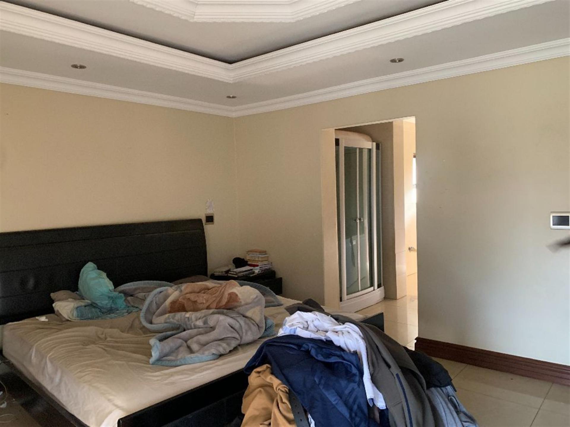 Main Bedroom of property in Savannah Country Estate