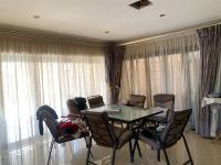 Dining Room of property in Savannah Country Estate