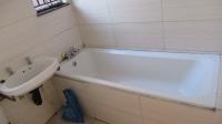 Bathroom 1 - 4 square meters of property in Jeppestown