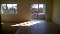 Lounges - 11 square meters of property in Klippoortje