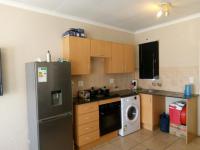 Kitchen - 6 square meters of property in Klippoortje