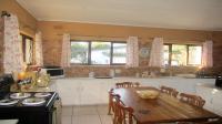 Kitchen - 30 square meters of property in Umtentweni
